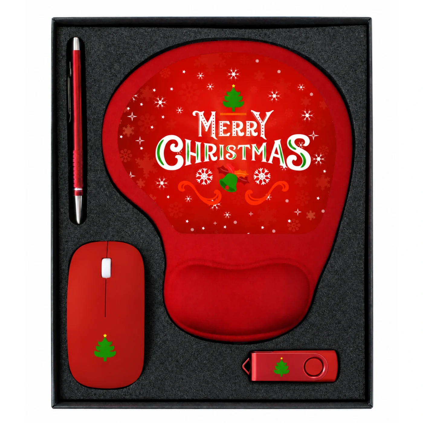 GS_b (05) Christmas SUBLI – USB Twister – poprawne proporcje Czerwony zestaw świąteczny z podkładką Merry Christmas, myszą, długopisem i pendrive’em Twister z choinką.